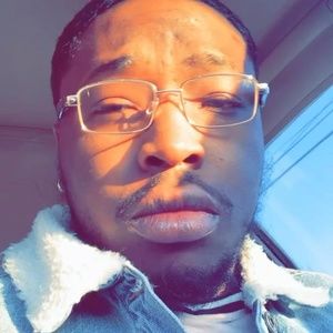 Meet your Posher, Aaron a.